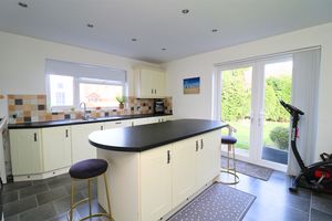 Photo 7- click for photo gallery